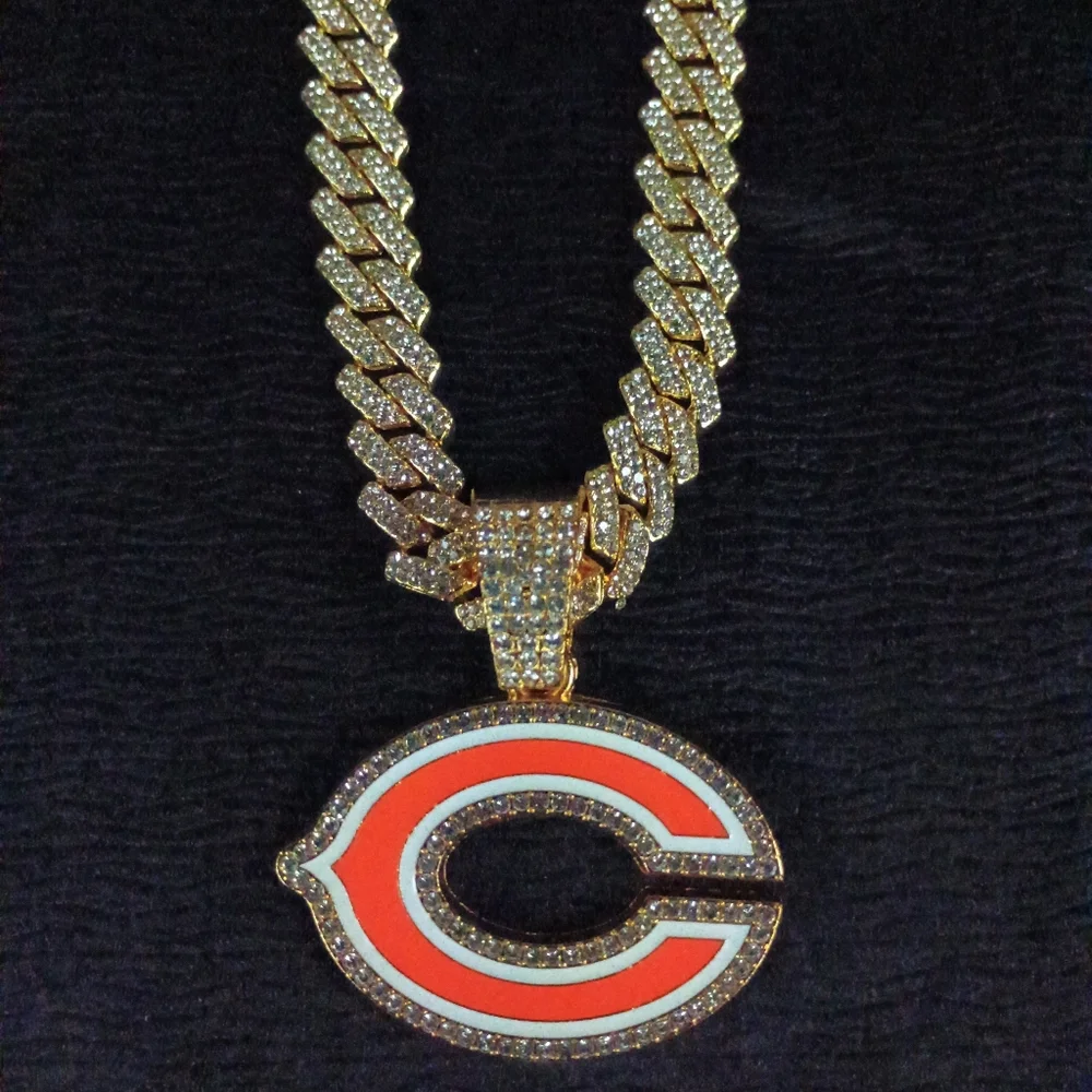 NFL Chicago Bears 20 Inch Necklace Pendant Cuban Chain Link Football Jewelry - Picture 4 of 6